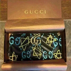Gucci Calfskin Matelasse GucciGhost GG Marmont Zip Around Wallet EUC